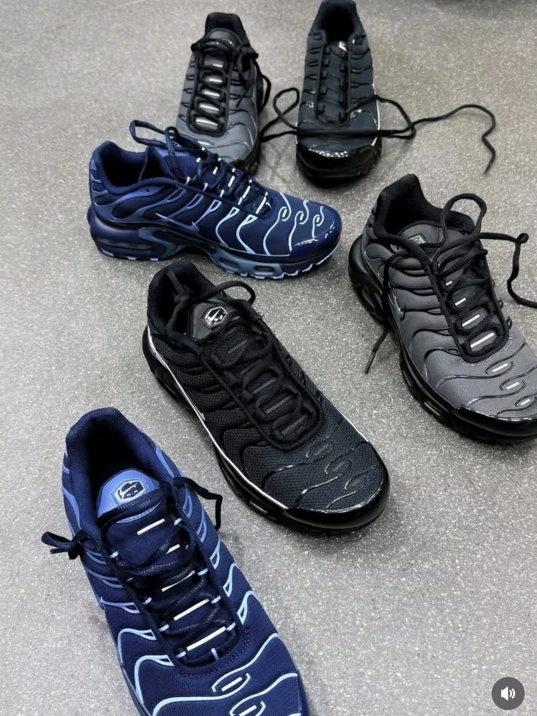 Nike Air Max Plus TN – Preto/Azul/Cinza